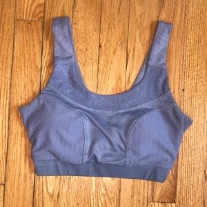 Gymshark cross back scoop neck supportive bra